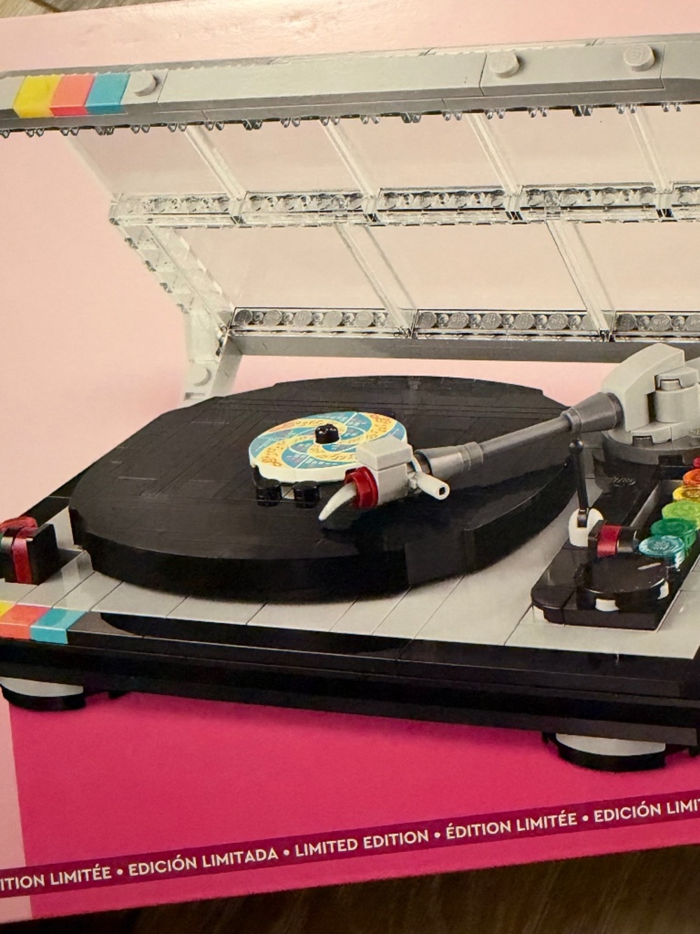 Lego Retro Record Player - Picture 5 of 6
